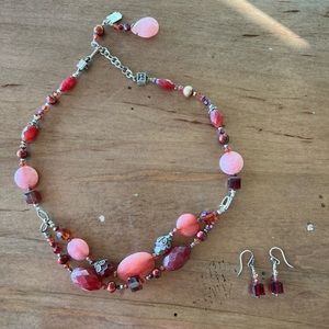 Tres Jolie Necklace & Earrings Set